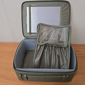 BEIS Green Unisex Toiletry Dopp Cosmetics Bag with Travel Mirror 10" x 7"